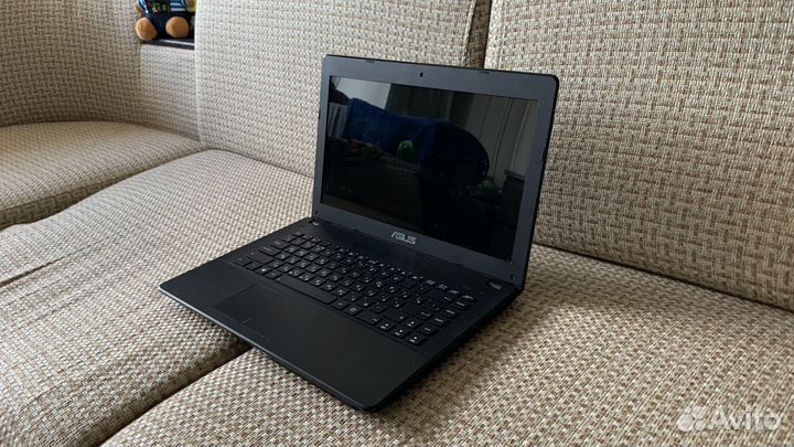 Asus с офиса 2 ядра 4gb 128gb SSD шустрый ноут