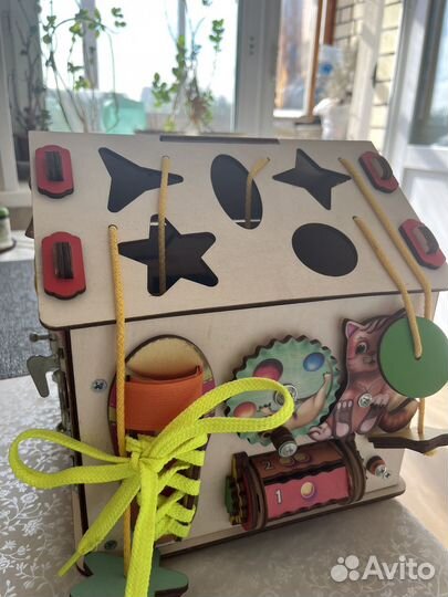 Бизиборд развивающий