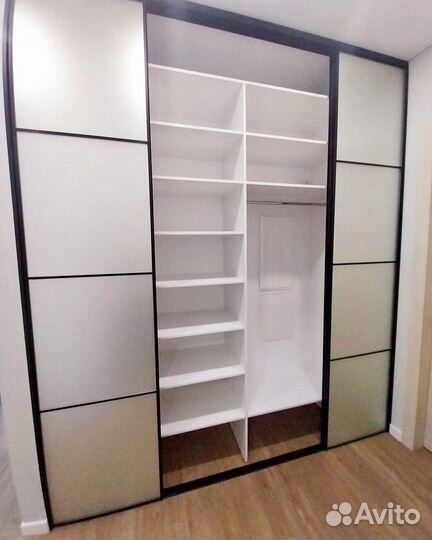 Шкаф встроенный