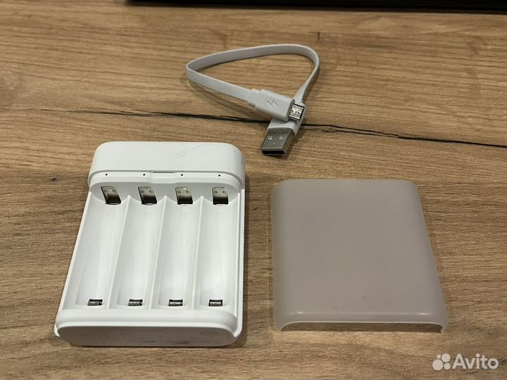Зарядное устройство для аккумуляторов Xiaomi PB401