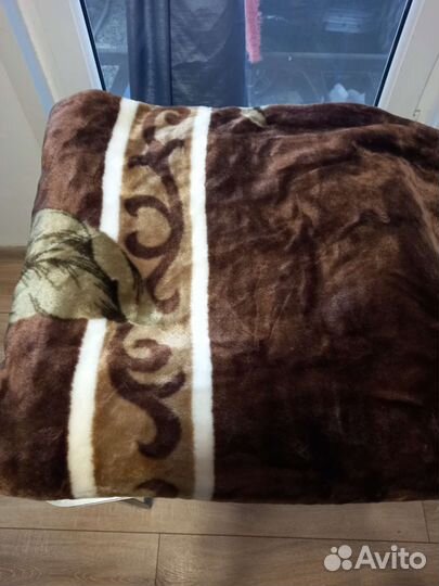 Плед новый,2 спальный большой