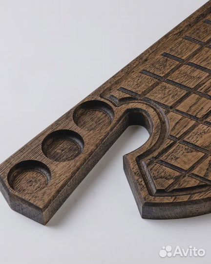 Сервировочная доска-топор для подачи стейка