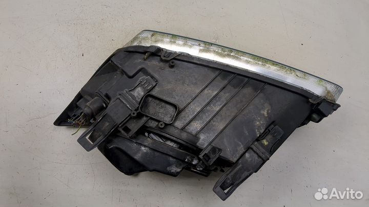 Фара (передняя) правая Ford Focus 2