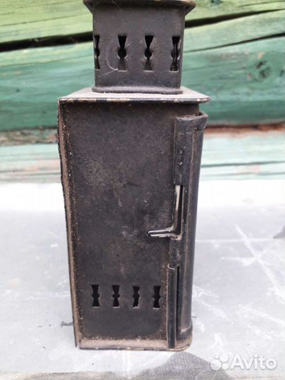 Керосиновый фонарь