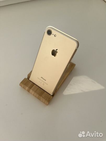 iPhone 7, 32 ГБ