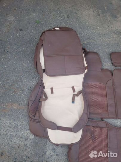 Чехлы на автомобильные сидения