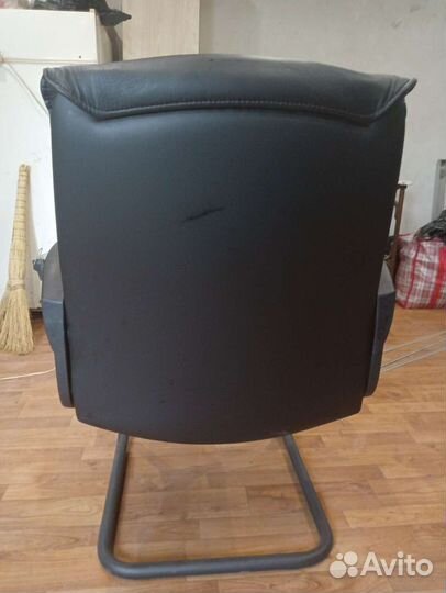 Конференц стулья