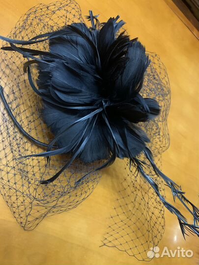 Шляпка с сеточкой на ободке