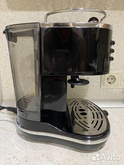 Кофемашина delonghi