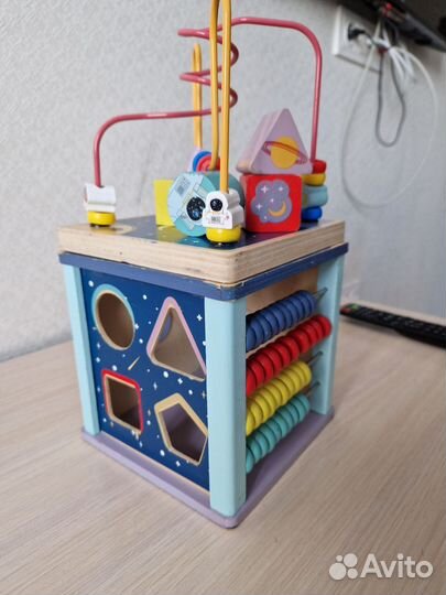 Развивающие игрушки