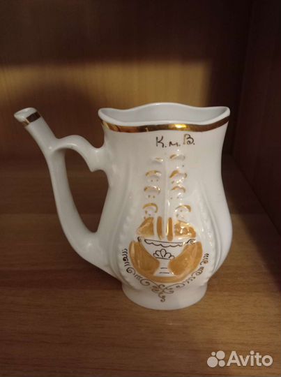 Фарфоровый кувшин СССР