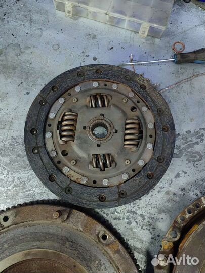 Маховик Mazda 3 BK 2003–2009