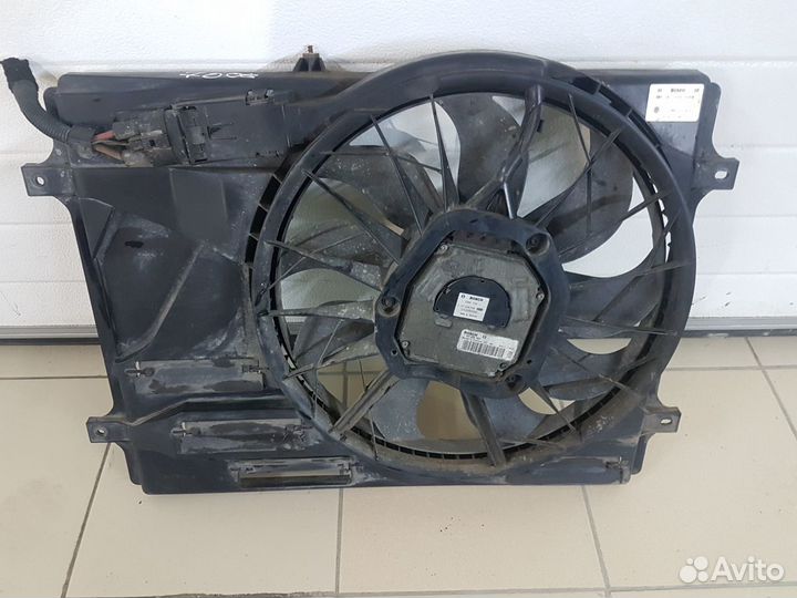 Диффузор с вентилятором VW Sharan 2000-2010