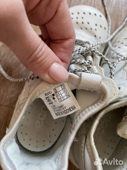 Кроссовки ecco 25