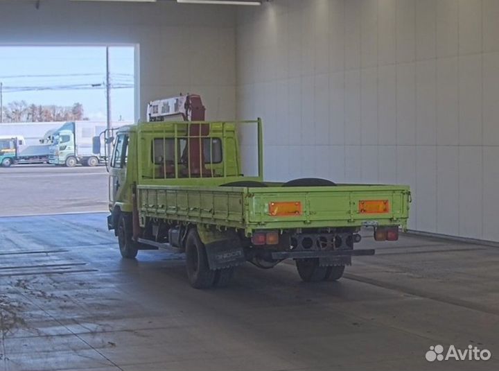 Бортовой грузовик Nissan Condor с КМУ UNIC, 1993