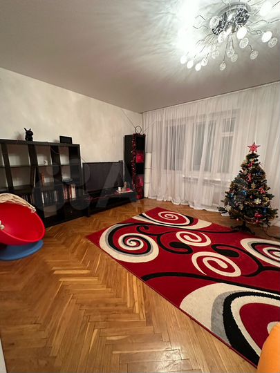 Дом 200 м² на участке 8 сот.