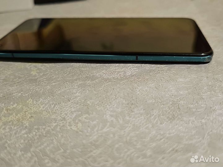 Телефон Honor 30