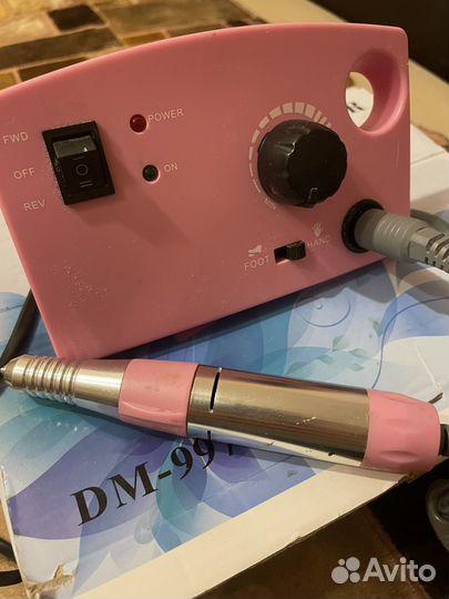 Аппарат для маникюра и педикюра