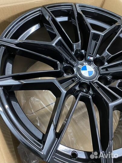 Новые диски r19 BMW 825M-still Разноширокие