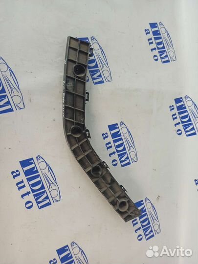 Кронштейн заднего бампера правый Geely Emgrand X7