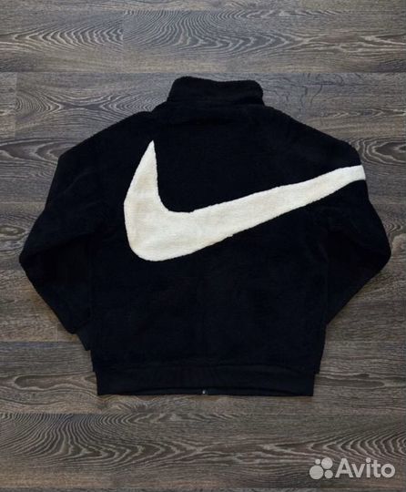 Куртка новая осенняя Nike