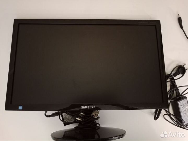 Монитор Samsung 20 дюймов