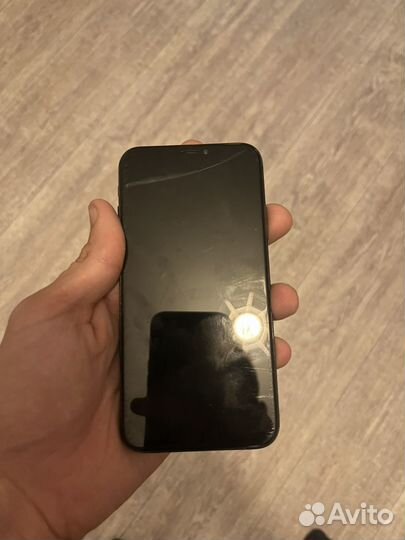 iPhone X, 64 ГБ