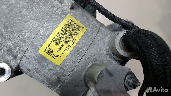 Компрессор кондиционера Ford Escape, 2014