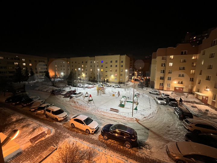 3-к. квартира, 81 м², 3/5 эт.