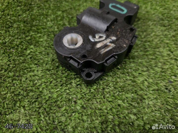 Сервопривод заслонки печки Bmw 3 E91 N43B20