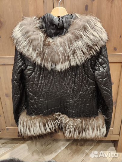 Куртка новая из натур. кожи с мехом чернобурки