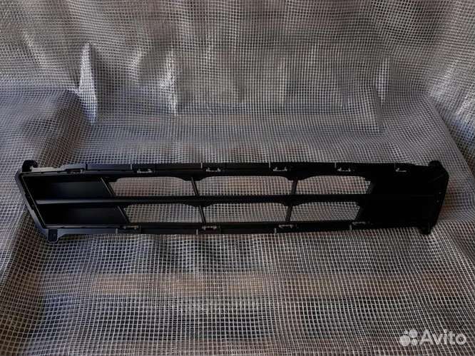 Нижняя решетка бампера Hyundai Solaris 14-17