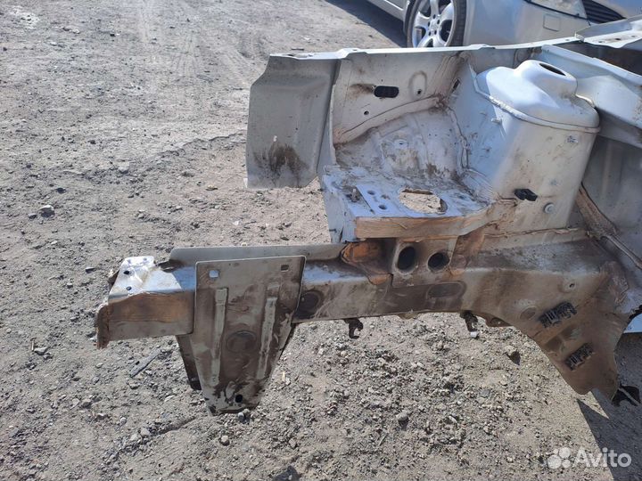 Лонжерон правый Renault Duster