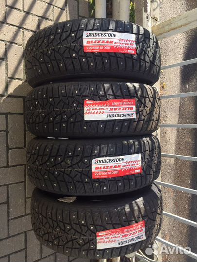 Bridgestone Blizzak DM-V2 225/55 R18