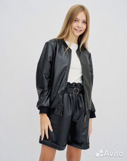 Костюм из экокожи подростковый