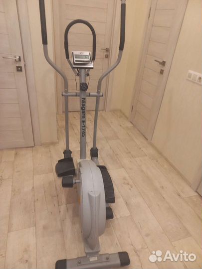 Эллиптический тренажер Niagara E-1745