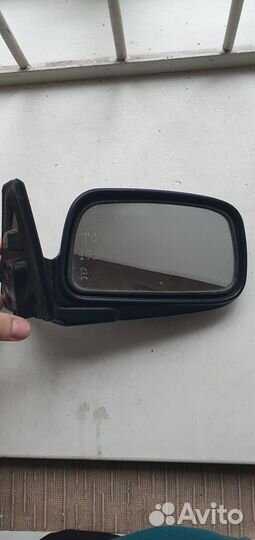 Боковое зеркало правое на toyota Carina ST170