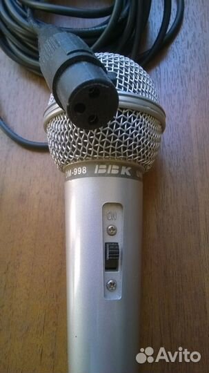 Микрофон BBK DM-998