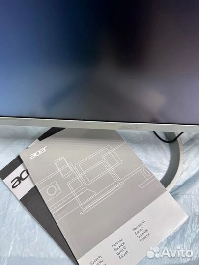 Монитор Acer 27