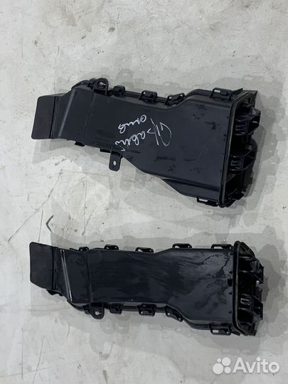 Водосток жабо Mercedes W213