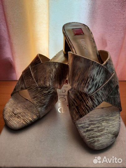 Шлепанцы женские 37 размер