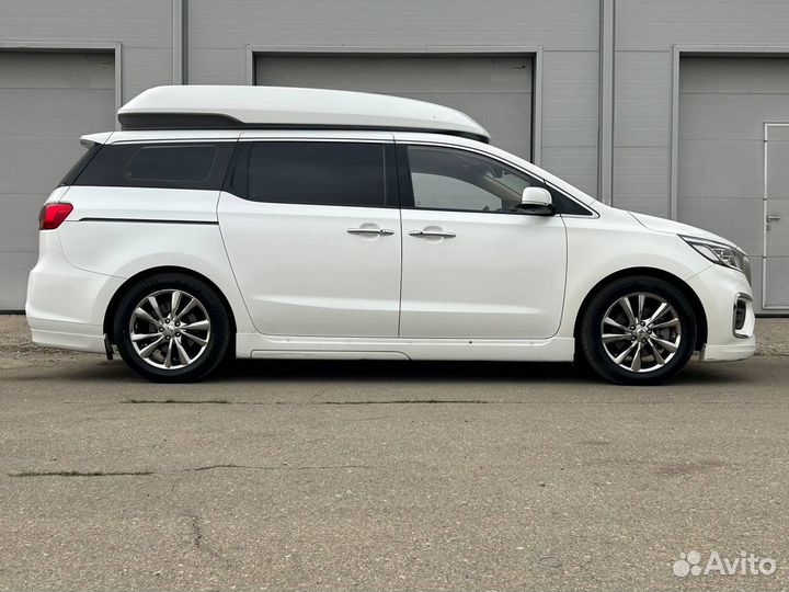 Kia Carnival 2.2 AT, 2018, 101 160 км