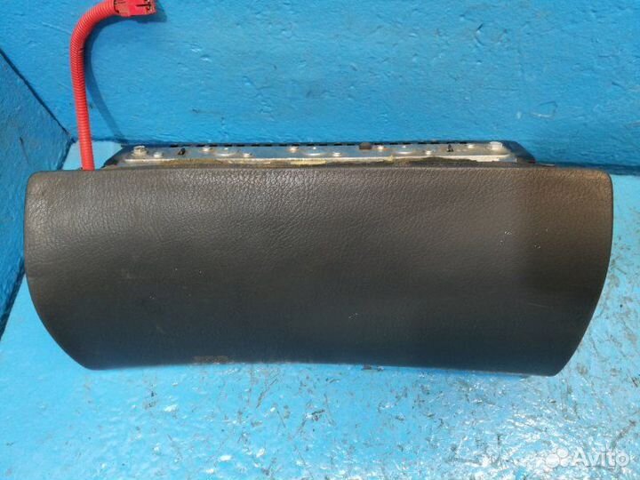 Подушка безопасности в торпедо Mitsubishi Galant 7