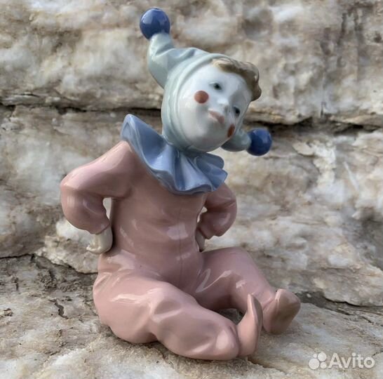 Фарфоровая статуэтка Nao Lladro