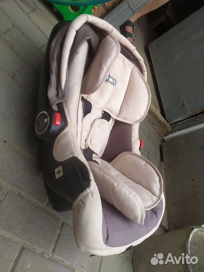 Детское автокресло до года