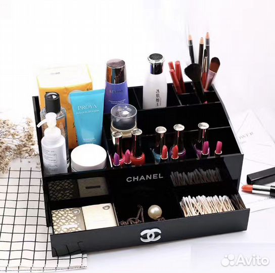 Органайзер для косметики Chanel
