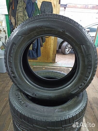 Kumho I'Zen KW31 225/65 R17