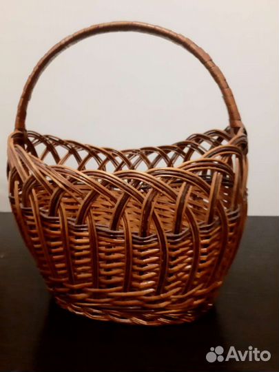 Корзина плетеная