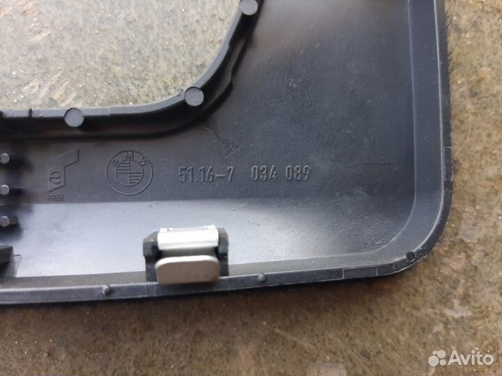 Накладка селектора Bmw 525I E60 N52B25AF 2006