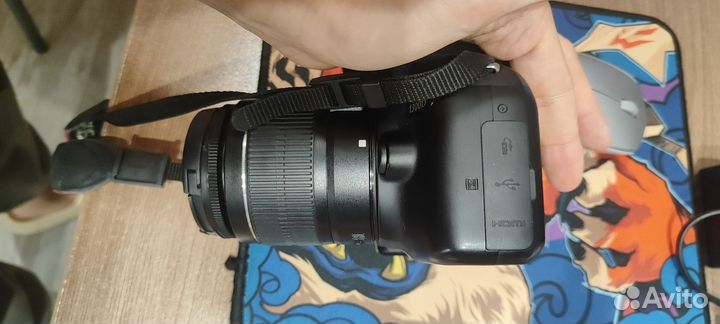 Зеркальный фотоаппарат canon 1300d